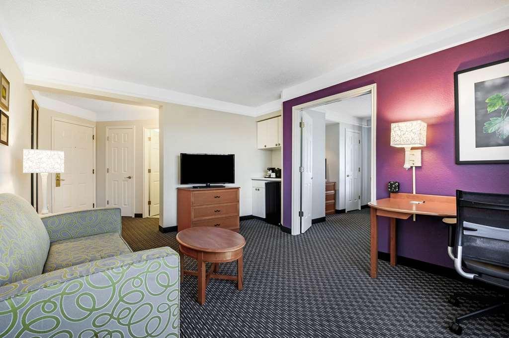 La Quinta By Wyndham Myrtle Beach Broadway Area Habitación foto