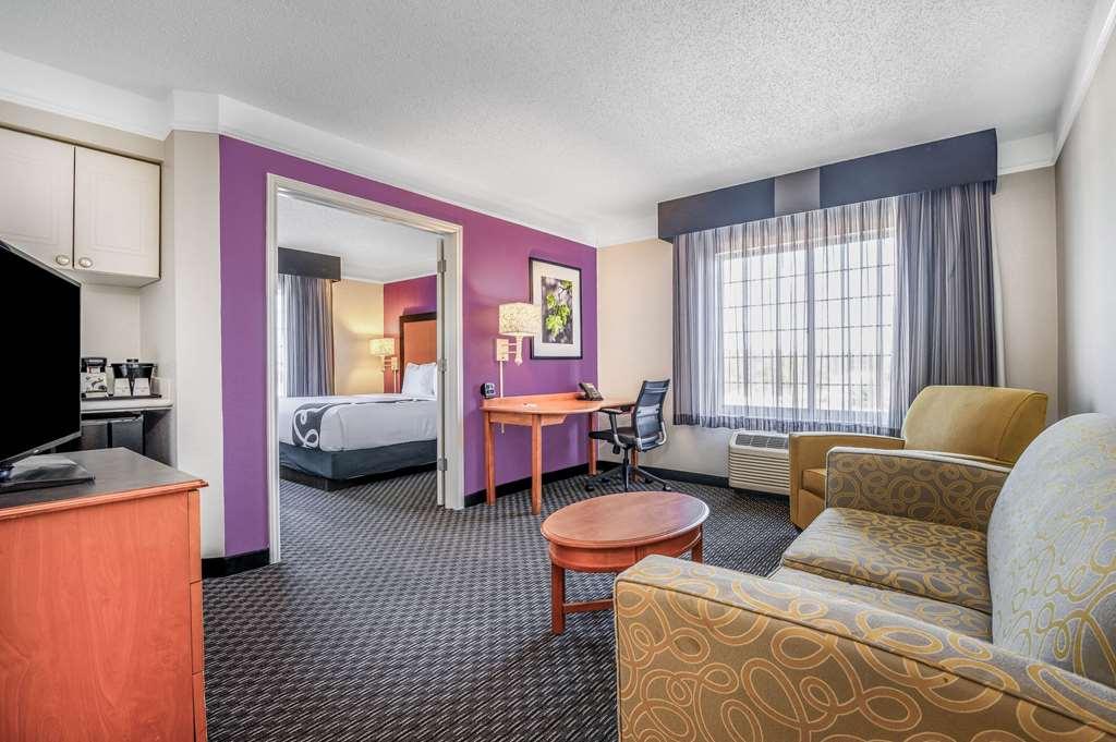 La Quinta By Wyndham Myrtle Beach Broadway Area Habitación foto